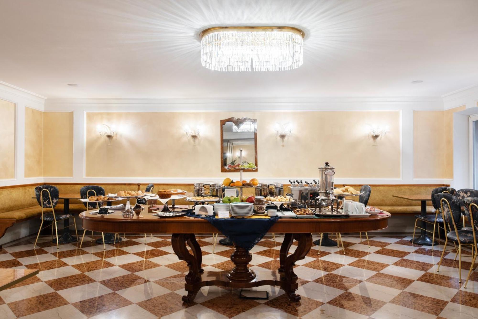 Art Hotel Orologio Bologna Buitenkant foto